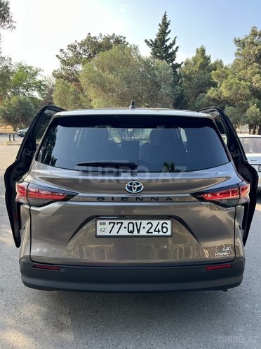 Toyota Sienna 2021, 86,000 km - 2.5 l - Bakı