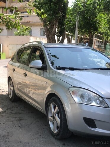 Kia  2008, 228,222 km - 1.4 l - Bakı