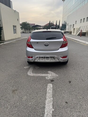 Hyundai Accent 2014, 218,000 km - 1.6 l - Sabirabad