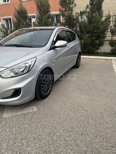Hyundai Accent 2014, 218,000 km - 1.6 l - Sabirabad