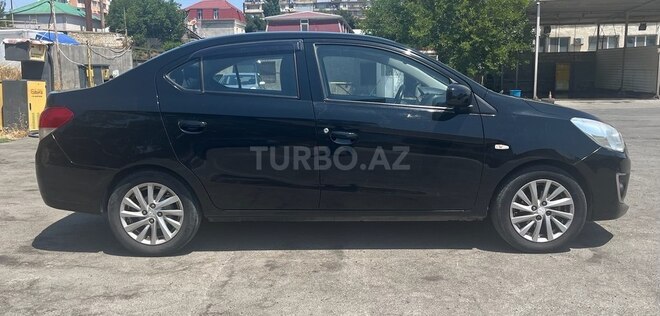 Mitsubishi Attrage 2014, 172,000 km - 1.2 л - Bakı