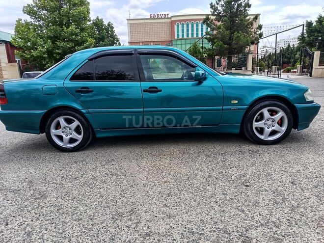 Mercedes C 200 1999, 323,246 km - 2.0 л - Şirvan
