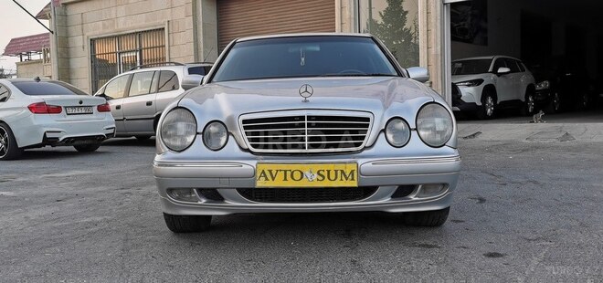 Mercedes E 220 d 2001, 287,000 km - 2.2 l - Bakı