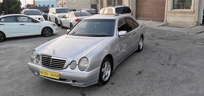 Mercedes E 220 d 2001, 287,000 km - 2.2 l - Bakı