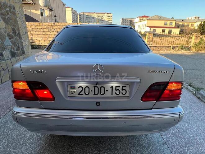 Mercedes E 240 2001, 325,000 km - 2.4 l - Sumqayıt