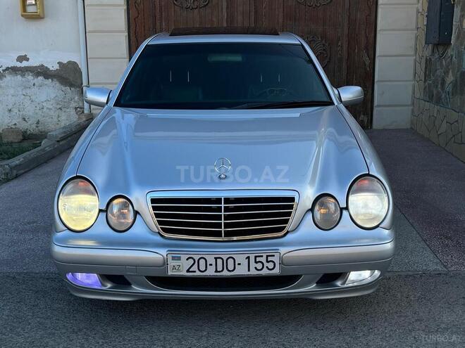 Mercedes E 240 2001, 325,000 km - 2.4 l - Sumqayıt