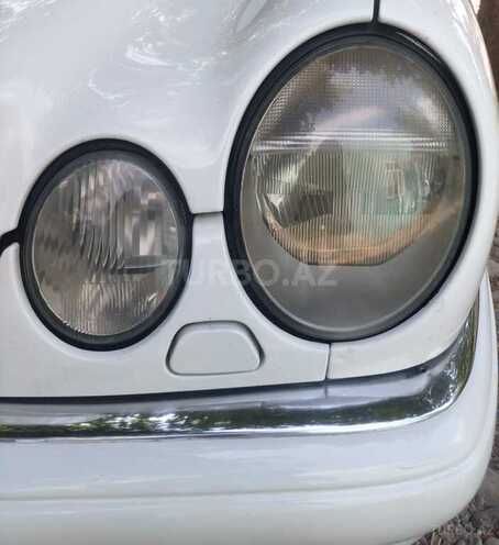 Mercedes E 240 1999, 341,611 km - 2.4 л - Bakı