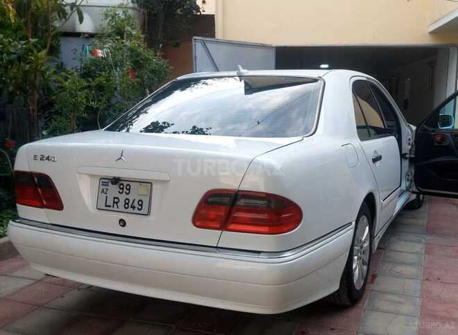 Mercedes E 240 1999, 341,611 km - 2.4 л - Bakı