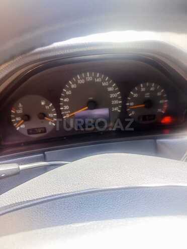 Mercedes E 240 1999, 290,055 km - 2.4 l - Bakı