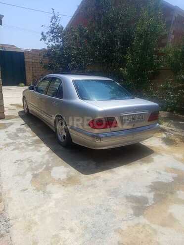 Mercedes E 240 1999, 290,055 km - 2.4 l - Bakı