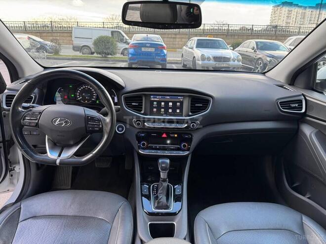 Hyundai IONIQ-5