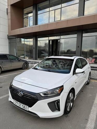 Hyundai IONIQ-4