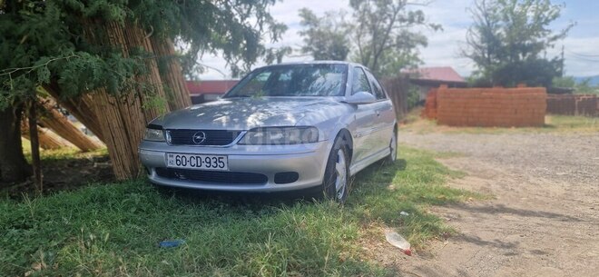 Opel Vectra 1999, 270,000 km - 1.6 l - Tovuz