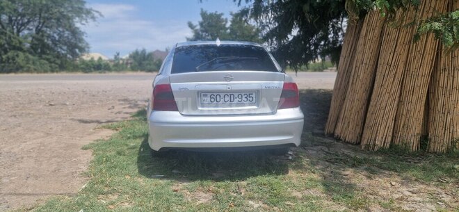 Opel Vectra 1999, 270,000 km - 1.6 l - Tovuz