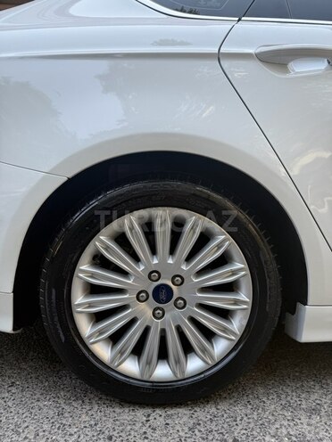 Ford Fusion (North America) 2015, 273,588 km - 2.0 л - Bakı