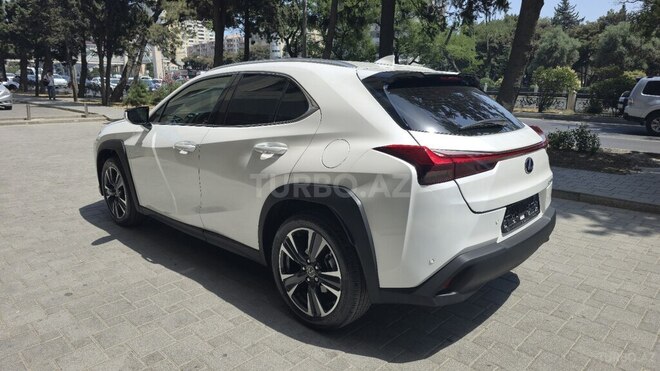 Lexus UX 250h 2021, 63,000 km - 2.0 l - Bakı