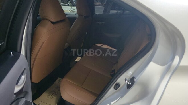 Lexus UX 250h 2021, 63,000 km - 2.0 l - Bakı