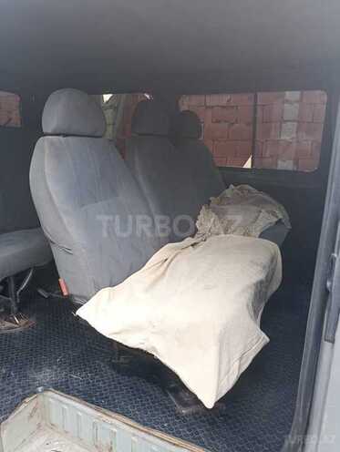 Ford Transit 2000, 443,000 km - 2.5 л - Qax