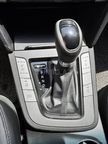 Hyundai Avante 2016, 204,000 km - 1.6 л - Bakı