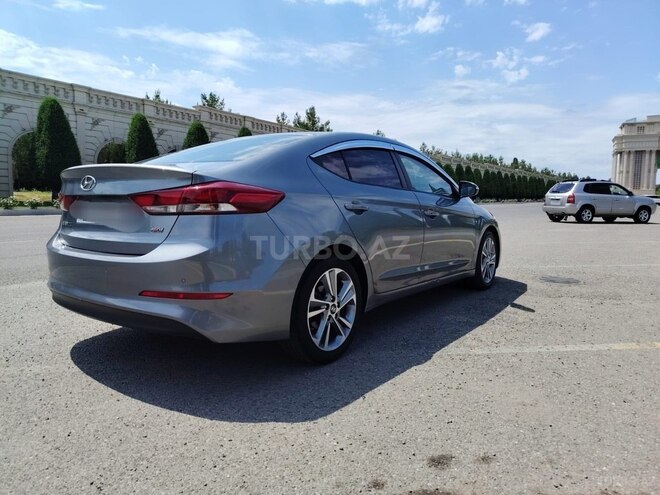 Hyundai Avante 2016, 150,000 km - 1.6 l - Gəncə