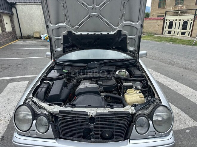 Mercedes E 230 1996, 556,500 km - 2.3 l - Balakən