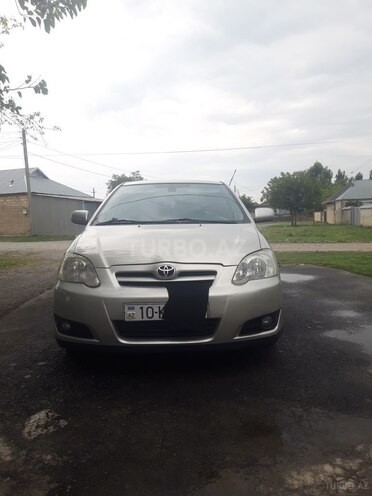 Toyota Corolla 2004, 543,688 km - 2.0 l - Balakən