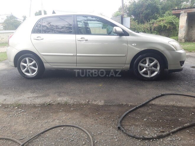 Toyota Corolla 2004, 543,688 km - 2.0 l - Balakən