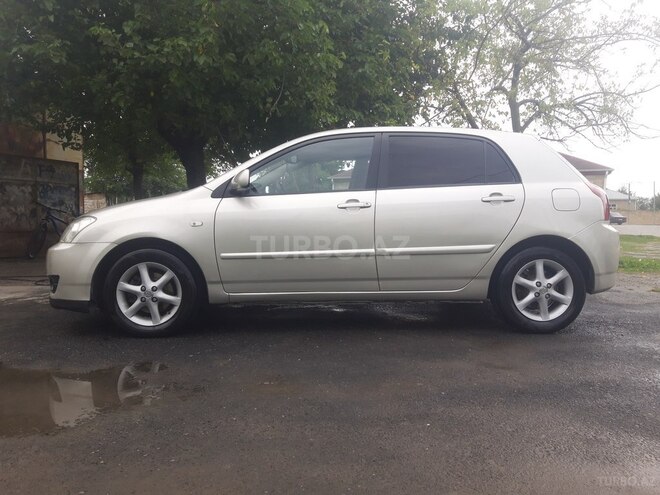 Toyota Corolla 2004, 543,688 km - 2.0 l - Balakən