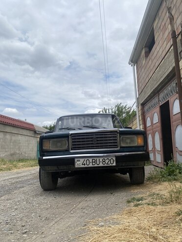 LADA (VAZ) 2107 2002, 95,000 km - 1.6 l - Quba