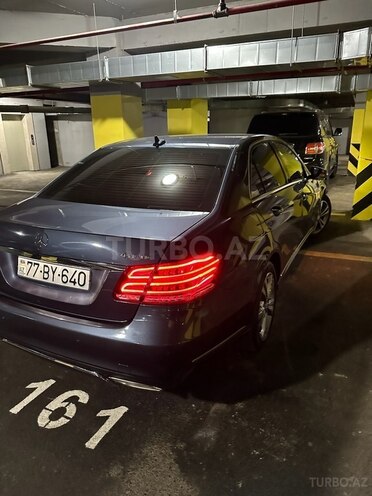 Mercedes E 220 d 4MATIC 2014, 280,000 km - 2.2 л - Bakı