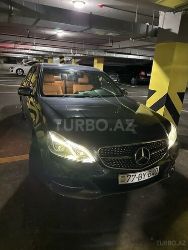 Mercedes E 220 d 4MATIC 2014, 280,000 km - 2.2 л - Bakı