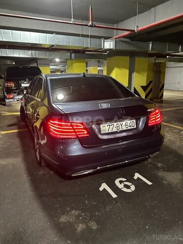 Mercedes E 220 d 4MATIC 2014, 280,000 km - 2.2 л - Bakı