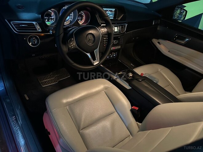 Mercedes E 220 d 4MATIC 2014, 280,000 km - 2.2 л - Bakı