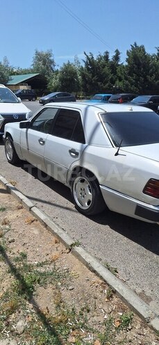 Mercedes E 250 1990, 374,000 km - 2.5 l - Bakı