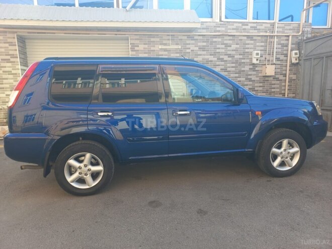 Nissan X-Trail 2001, 292,000 km - 2.0 l - Bakı