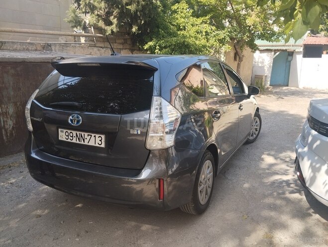 Toyota Prius V 2012, 276,000 km - 1.8 l - Bakı