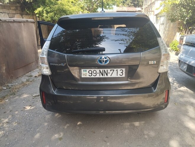 Toyota Prius V 2012, 276,000 km - 1.8 l - Bakı