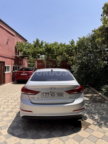 Hyundai Avante 2016, 204,000 km - 1.6 l - Bakı