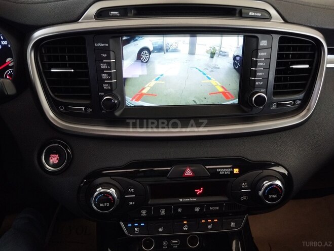 Kia Sorento-19