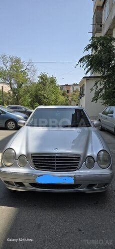 Mercedes E 270 2001, 380,000 km - 2.7 l - Bakı