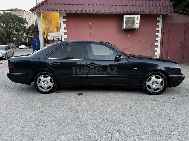 Mercedes E 220 d 1998, 349,000 km - 2.2 л - Sumqayıt
