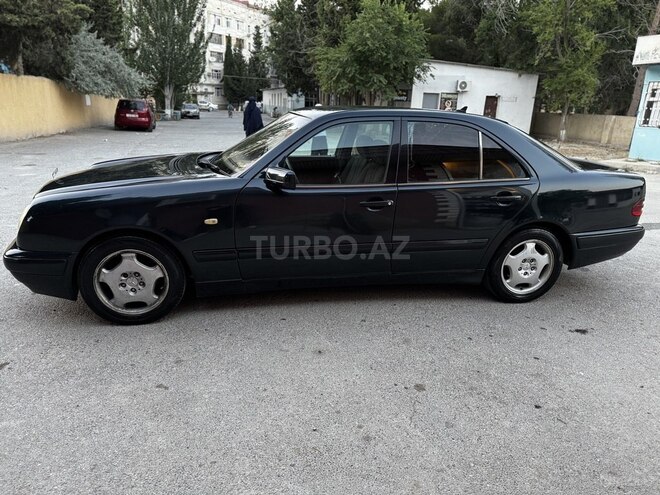 Mercedes E 220 d 1998, 349,000 km - 2.2 л - Sumqayıt