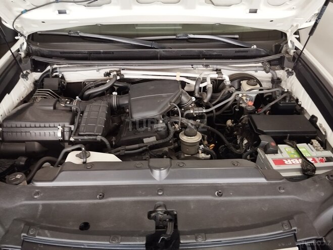 Toyota Land Cruiser Prado-18