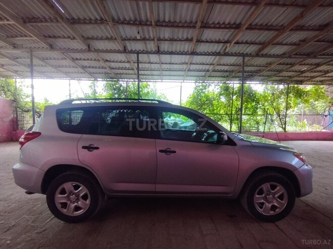 Toyota RAV4 2012, 193,121 km - 2.5 л - Neftçala