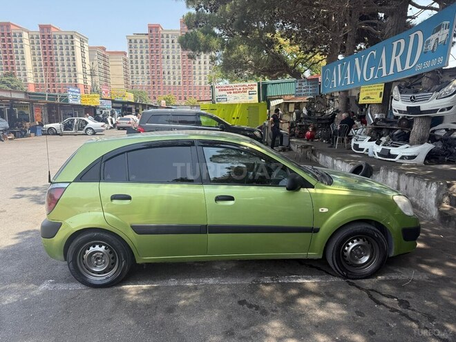 Kia Rio 2006, 393,401 km - 1.4 l - Bakı