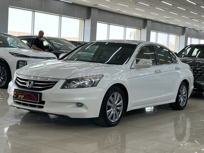 Honda Accord-9