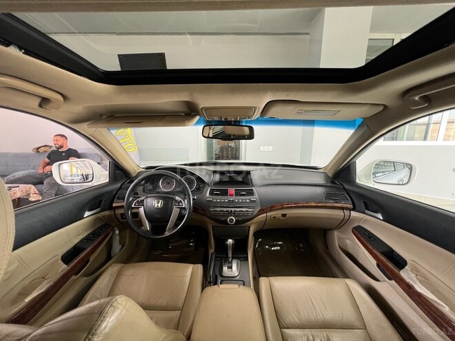 Honda Accord-10