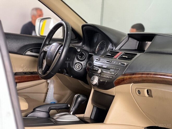 Honda Accord-17