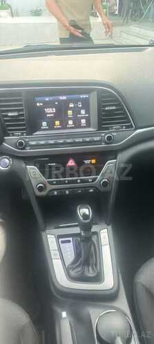 Hyundai Elantra 2017, 212,588 km - 2.0 l - Bakı