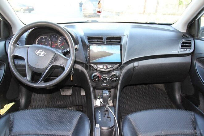 Hyundai Accent 2013, 286,700 km - 1.6 l - Bakı